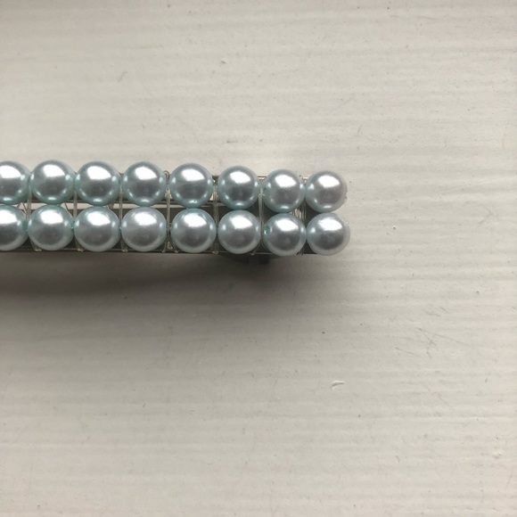 Vintage baby blue pearl bead hair clip / barrette - Picture 4 of 8